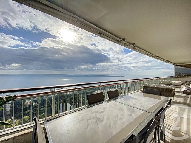 Appartement F5 à vendre - 5 pièces - 180.0 m2 - CANNES - 06 - PROVENCE-ALPES-COTE-D-AZUR - Century 21 Adhère Transactions Appartement F5 à vendre - 5 pièces - 180.0 m2 - CANNES - 06 - PROVENCE-ALPES-COTE-D-AZUR - Century 21 Adhère Transactions