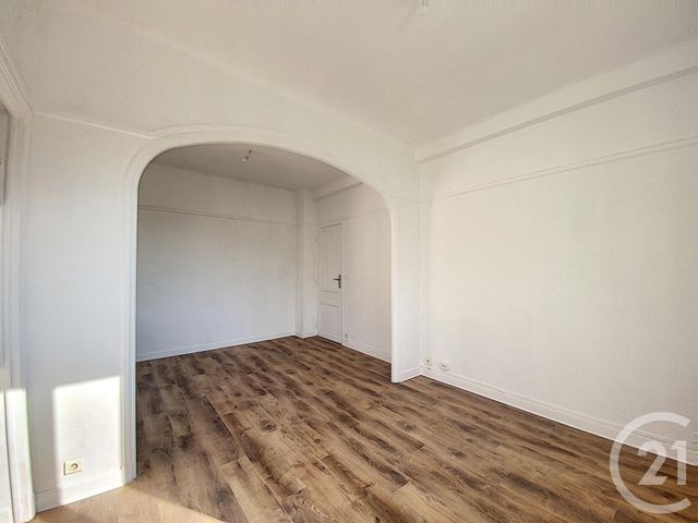 Appartement F2 à louer - 2 pièces - 48.0 m2 - CANNES - 06 - PROVENCE-ALPES-COTE-D-AZUR - Century 21 Adhère Transactions Appartement F2 à louer - 2 pièces - 48.0 m2 - CANNES - 06 - PROVENCE-ALPES-COTE-D-AZUR - Century 21 Adhère Transactions