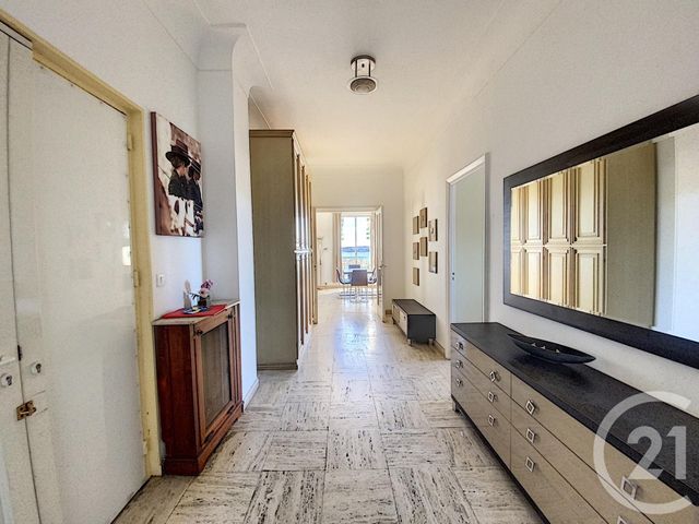 Appartement F3 à vendre - 3 pièces - 92.21 m2 - CANNES - 06 - PROVENCE-ALPES-COTE-D-AZUR - Century 21 Adhère Transactions Appartement F3 à vendre - 3 pièces - 92.21 m2 - CANNES - 06 - PROVENCE-ALPES-COTE-D-AZUR - Century 21 Adhère Transactions