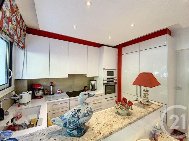 Appartement F3 à vendre - 3 pièces - 107.0 m2 - CANNES - 06 - PROVENCE-ALPES-COTE-D-AZUR - Century 21 Adhère Transactions Appartement F3 à vendre - 3 pièces - 107.0 m2 - CANNES - 06 - PROVENCE-ALPES-COTE-D-AZUR - Century 21 Adhère Transactions