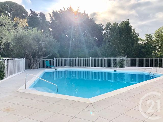 Appartement F4 à vendre - 4 pièces - 118.23 m2 - CANNES - 06 - PROVENCE-ALPES-COTE-D-AZUR - Century 21 Adhère Transactions Appartement F4 à vendre - 4 pièces - 118.23 m2 - CANNES - 06 - PROVENCE-ALPES-COTE-D-AZUR - Century 21 Adhère Transactions