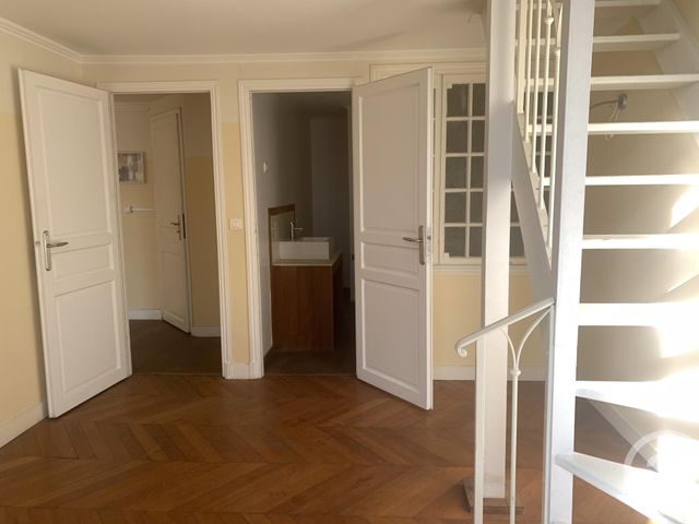 Appartement F3 à vendre - 3 pièces - 72.18 m2 - CANNES - 06 - PROVENCE-ALPES-COTE-D-AZUR - Century 21 Adhère Transactions Appartement F3 à vendre - 3 pièces - 72.18 m2 - CANNES - 06 - PROVENCE-ALPES-COTE-D-AZUR - Century 21 Adhère Transactions