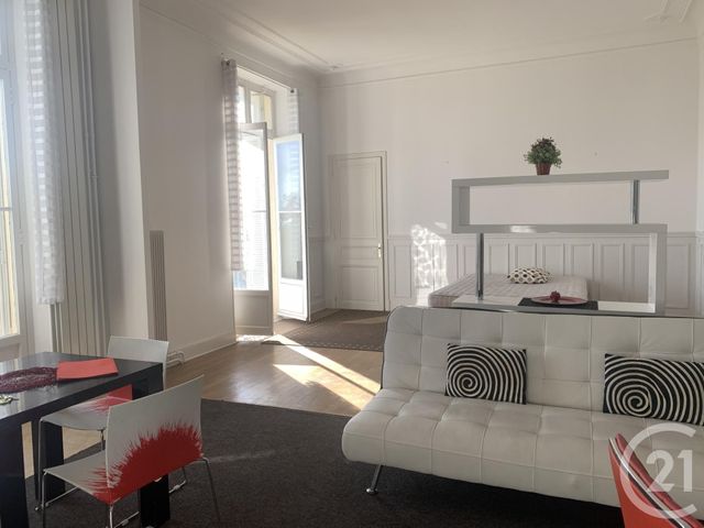 Afficher la photo en grand Appartement F2 à vendre - 2 pièces - 56.32 m2 - CANNES - 06 - PROVENCE-ALPES-COTE-D-AZUR - Century 21 Adhère Transactions