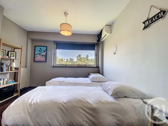 Appartement F3 à vendre - 3 pièces - 82.7 m2 - CANNES - 06 - PROVENCE-ALPES-COTE-D-AZUR - Century 21 Adhère Transactions Appartement F3 à vendre - 3 pièces - 82.7 m2 - CANNES - 06 - PROVENCE-ALPES-COTE-D-AZUR - Century 21 Adhère Transactions