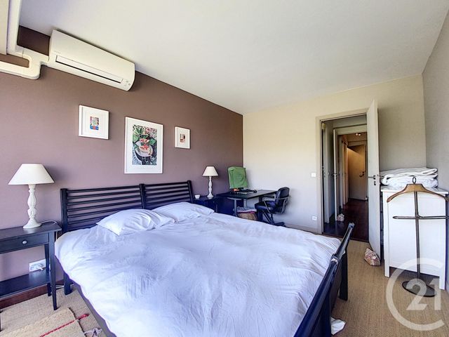Appartement F3 à vendre - 3 pièces - 82.7 m2 - CANNES - 06 - PROVENCE-ALPES-COTE-D-AZUR - Century 21 Adhère Transactions Appartement F3 à vendre - 3 pièces - 82.7 m2 - CANNES - 06 - PROVENCE-ALPES-COTE-D-AZUR - Century 21 Adhère Transactions