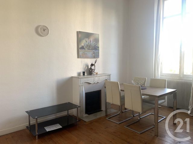 Afficher la photo en grand Appartement F2 à vendre - 2 pièces - 50.0 m2 - CANNES - 06 - PROVENCE-ALPES-COTE-D-AZUR - Century 21 Adhère Transactions