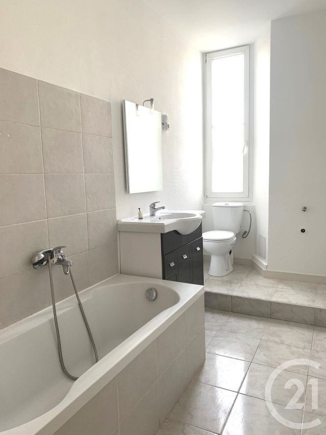 Afficher la photo en grand Appartement F2 à vendre - 2 pièces - 50.0 m2 - CANNES - 06 - PROVENCE-ALPES-COTE-D-AZUR - Century 21 Adhère Transactions