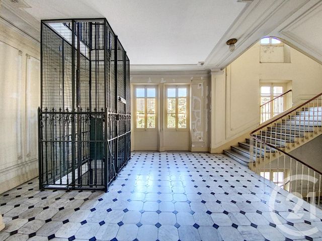 Afficher la photo en grand Appartement F2 à vendre - 2 pièces - 43.0 m2 - CANNES - 06 - PROVENCE-ALPES-COTE-D-AZUR - Century 21 Adhère Transactions