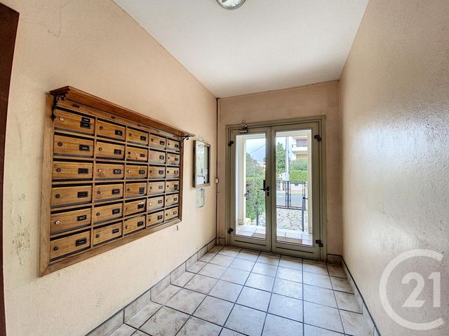 Afficher la photo en grand Appartement F2 à vendre - 2 pièces - 37.16 m2 - CANNES - 06 - PROVENCE-ALPES-COTE-D-AZUR - Century 21 Adhère Transactions