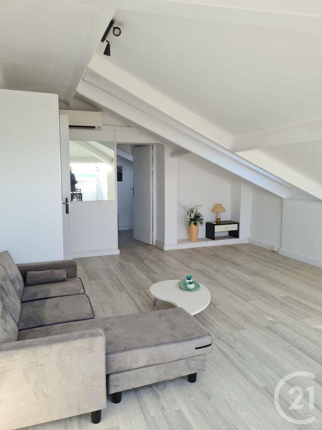 Afficher la photo en grand Appartement F2 à vendre - 2 pièces - 37.22 m2 - CANNES - 06 - PROVENCE-ALPES-COTE-D-AZUR - Century 21 Adhère Transactions