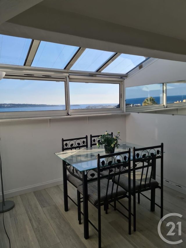 Afficher la photo en grand Appartement F2 à vendre - 2 pièces - 37.22 m2 - CANNES - 06 - PROVENCE-ALPES-COTE-D-AZUR - Century 21 Adhère Transactions