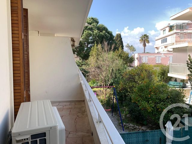 Afficher la photo en grand Appartement F1 à vendre - 1 pièce - 21.0 m2 - CANNES - 06 - PROVENCE-ALPES-COTE-D-AZUR - Century 21 Adhère Transactions