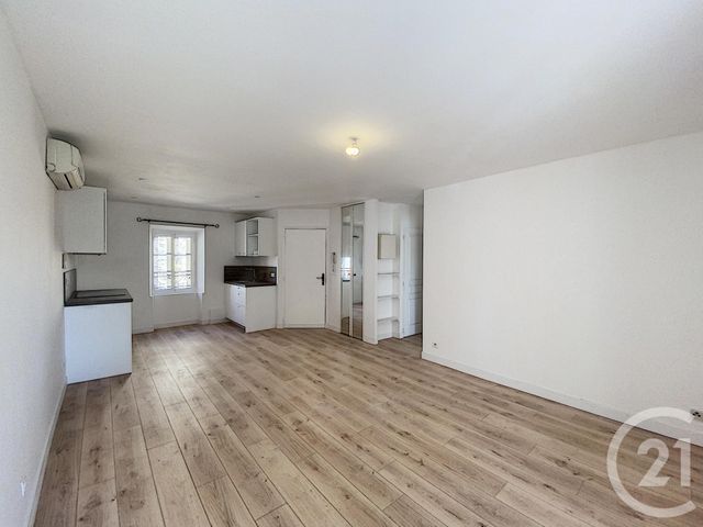 Afficher la photo en grand Appartement F2 à louer - 2 pièces - 41.9 m2 - VALBONNE - 06 - PROVENCE-ALPES-COTE-D-AZUR - Century 21 Adhère Transactions