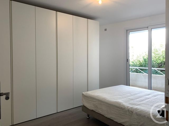 Afficher la photo en grand Appartement F2 à vendre - 2 pièces - 38.0 m2 - CANNES - 06 - PROVENCE-ALPES-COTE-D-AZUR - Century 21 Adhère Transactions