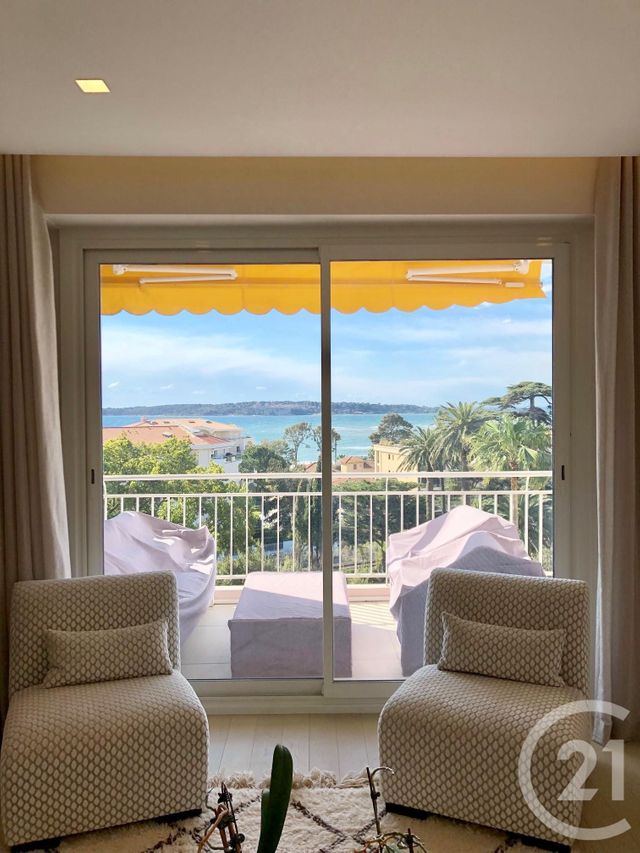 Afficher la photo en grand Appartement F3 à vendre - 3 pièces - 86.01 m2 - CANNES - 06 - PROVENCE-ALPES-COTE-D-AZUR - Century 21 Adhère Transactions