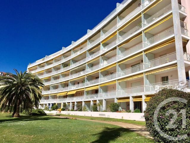Afficher la photo en grand Appartement F3 à vendre - 3 pièces - 86.01 m2 - CANNES - 06 - PROVENCE-ALPES-COTE-D-AZUR - Century 21 Adhère Transactions