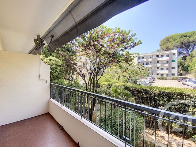 Afficher la photo en grand Appartement F1 à louer - 1 pièce - 28.52 m2 - CANNES - 06 - PROVENCE-ALPES-COTE-D-AZUR - Century 21 Adhère Transactions