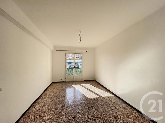Afficher la photo en grand Appartement F3 à louer - 3 pièces - 54.52 m2 - GRASSE - 06 - PROVENCE-ALPES-COTE-D-AZUR - Century 21 Adhère Transactions