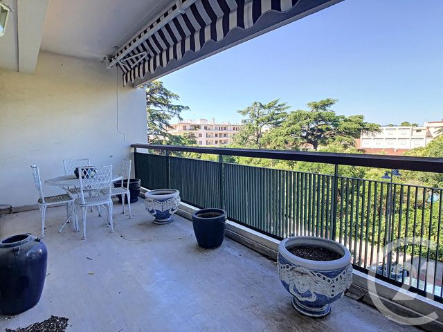 Afficher la photo en grand Appartement F2 à vendre - 3 pièces - 72.0 m2 - CANNES - 06 - PROVENCE-ALPES-COTE-D-AZUR - Century 21 Adhère Transactions