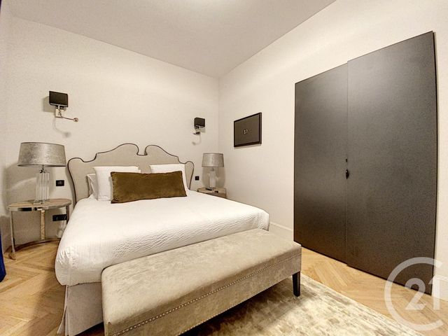 Afficher la photo en grand Appartement F7 à vendre - 7 pièces - 195.0 m2 - CANNES - 06 - PROVENCE-ALPES-COTE-D-AZUR - Century 21 Adhère Transactions