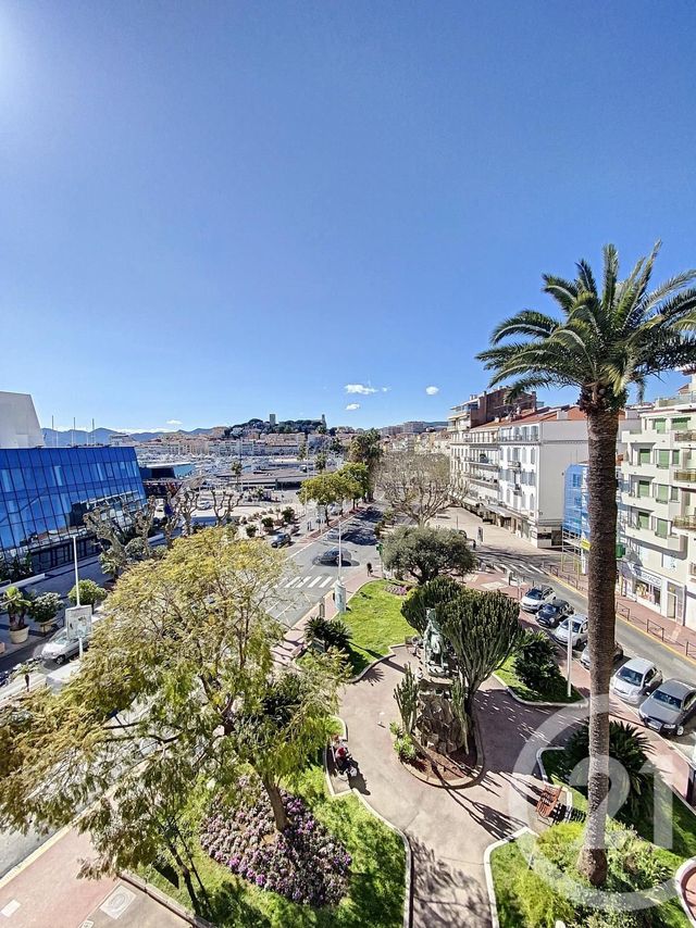 Afficher la photo en grand Appartement F7 à vendre - 7 pièces - 195.0 m2 - CANNES - 06 - PROVENCE-ALPES-COTE-D-AZUR - Century 21 Adhère Transactions