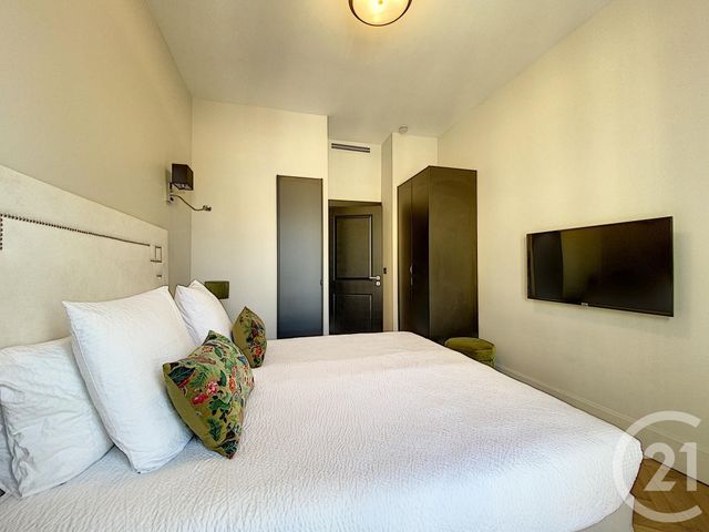 Afficher la photo en grand Appartement F7 à vendre - 7 pièces - 195.0 m2 - CANNES - 06 - PROVENCE-ALPES-COTE-D-AZUR - Century 21 Adhère Transactions