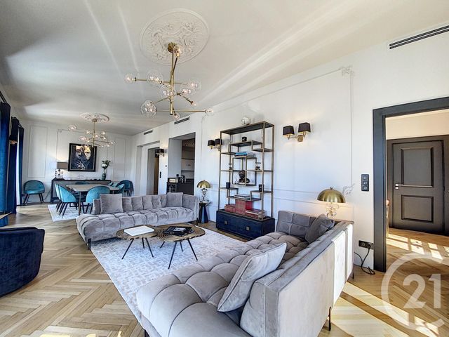 Afficher la photo en grand Appartement F7 à vendre - 7 pièces - 195.0 m2 - CANNES - 06 - PROVENCE-ALPES-COTE-D-AZUR - Century 21 Adhère Transactions
