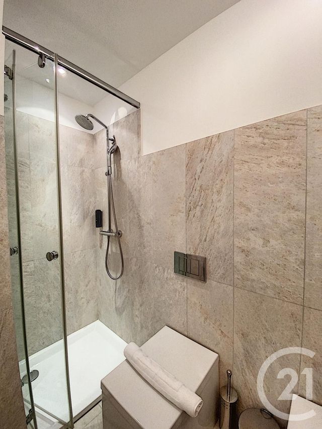 Afficher la photo en grand Appartement F4 à vendre - 5 pièces - 141.0 m2 - CANNES - 06 - PROVENCE-ALPES-COTE-D-AZUR - Century 21 Adhère Transactions