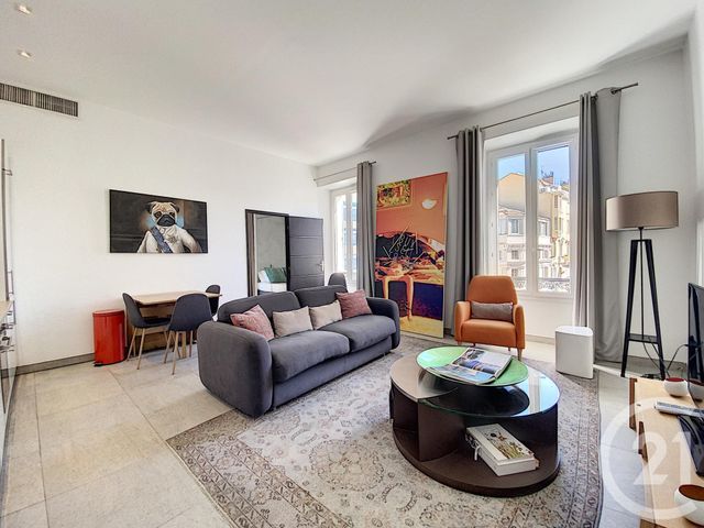 Afficher la photo en grand Appartement F3 à vendre - 3 pièces - 77.0 m2 - CANNES - 06 - PROVENCE-ALPES-COTE-D-AZUR - Century 21 Adhère Transactions