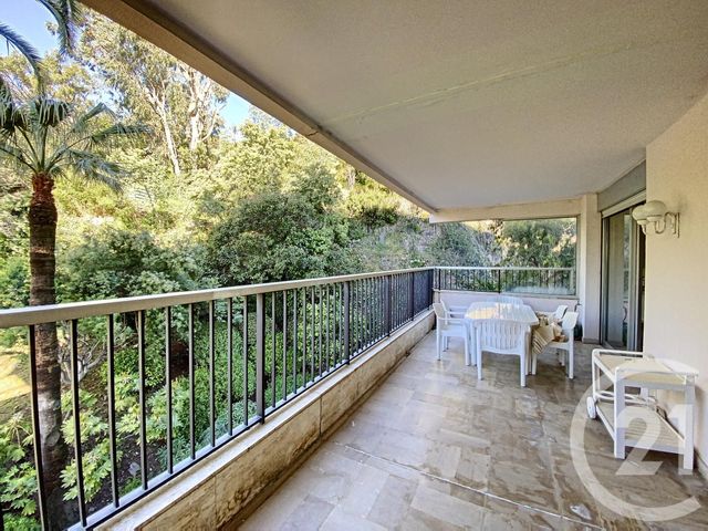 Afficher la photo en grand Appartement F2 à vendre - 2 pièces - 50.0 m2 - CANNES - 06 - PROVENCE-ALPES-COTE-D-AZUR - Century 21 Adhère Transactions