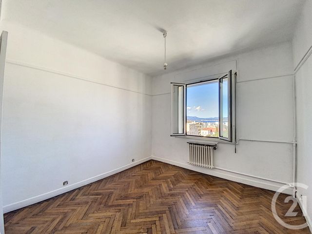 Afficher la photo en grand Appartement F2 à louer - 2 pièces - 50.8 m2 - CANNES - 06 - PROVENCE-ALPES-COTE-D-AZUR - Century 21 Adhère Transactions