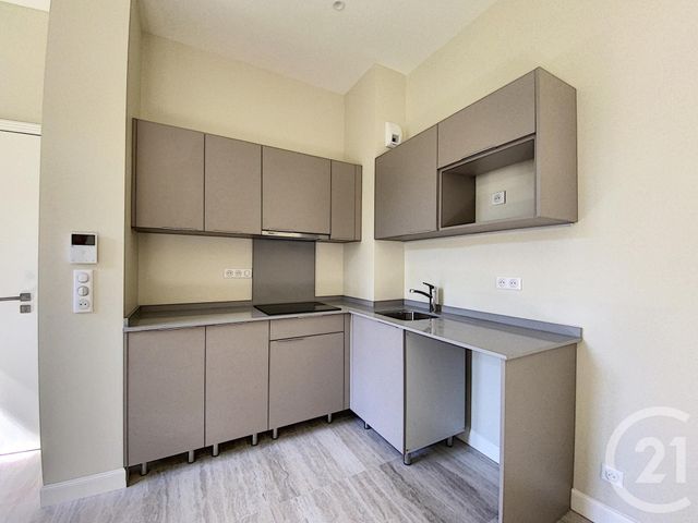 Appartement F3 à louer - 3 pièces - 64.18 m2 - CANNES - 06 - PROVENCE-ALPES-COTE-D-AZUR - Century 21 Adhère Transactions Appartement F3 à louer - 3 pièces - 64.18 m2 - CANNES - 06 - PROVENCE-ALPES-COTE-D-AZUR - Century 21 Adhère Transactions