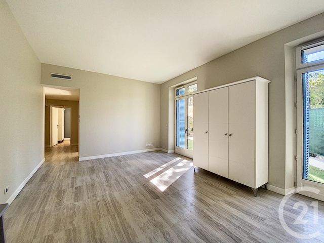 Appartement F3 à louer - 3 pièces - 64.18 m2 - CANNES - 06 - PROVENCE-ALPES-COTE-D-AZUR - Century 21 Adhère Transactions Appartement F3 à louer - 3 pièces - 64.18 m2 - CANNES - 06 - PROVENCE-ALPES-COTE-D-AZUR - Century 21 Adhère Transactions