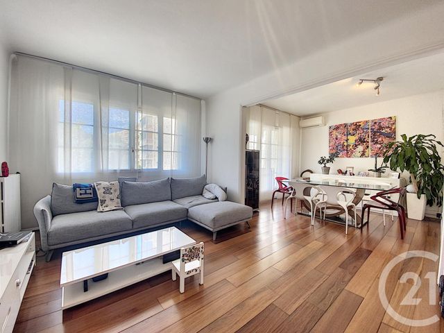 Appartement F3 à vendre - 3 pièces - 93.36 m2 - CANNES - 06 - PROVENCE-ALPES-COTE-D-AZUR - Century 21 Adhère Transactions Appartement F3 à vendre - 3 pièces - 93.36 m2 - CANNES - 06 - PROVENCE-ALPES-COTE-D-AZUR - Century 21 Adhère Transactions