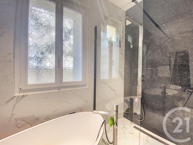 Appartement F3 à vendre - 3 pièces - 93.36 m2 - CANNES - 06 - PROVENCE-ALPES-COTE-D-AZUR - Century 21 Adhère Transactions Appartement F3 à vendre - 3 pièces - 93.36 m2 - CANNES - 06 - PROVENCE-ALPES-COTE-D-AZUR - Century 21 Adhère Transactions
