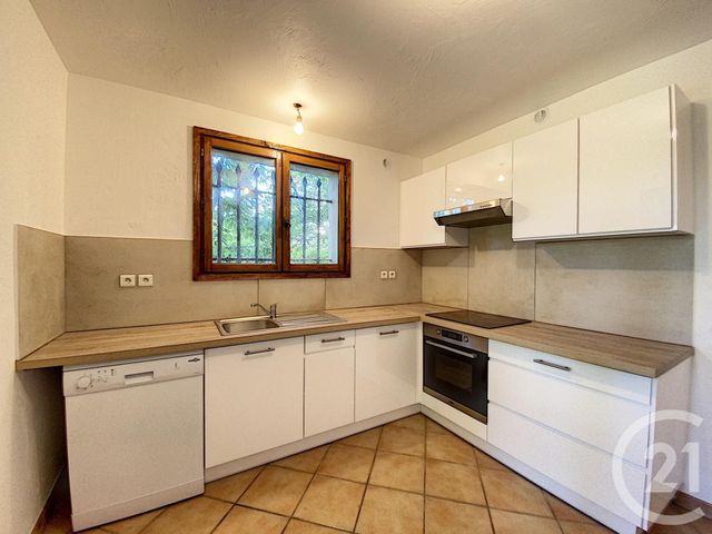 maison à louer - 5 pièces - 105.31 m2 - GRASSE - 06 - PROVENCE-ALPES-COTE-D-AZUR - Century 21 Adhère Transactions maison à louer - 5 pièces - 105.31 m2 - GRASSE - 06 - PROVENCE-ALPES-COTE-D-AZUR - Century 21 Adhère Transactions