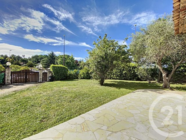 maison à louer - 5 pièces - 105.31 m2 - GRASSE - 06 - PROVENCE-ALPES-COTE-D-AZUR - Century 21 Adhère Transactions maison à louer - 5 pièces - 105.31 m2 - GRASSE - 06 - PROVENCE-ALPES-COTE-D-AZUR - Century 21 Adhère Transactions
