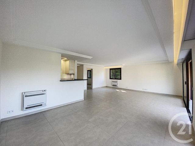 Appartement F3 à vendre - 3 pièces - 111.0 m2 - CANNES - 06 - PROVENCE-ALPES-COTE-D-AZUR - Century 21 Adhère Transactions Appartement F3 à vendre - 3 pièces - 111.0 m2 - CANNES - 06 - PROVENCE-ALPES-COTE-D-AZUR - Century 21 Adhère Transactions