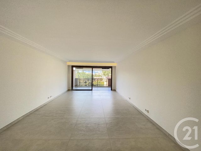 Appartement F3 à vendre - 3 pièces - 93.0 m2 - CANNES - 06 - PROVENCE-ALPES-COTE-D-AZUR - Century 21 Adhère Transactions Appartement F3 à vendre - 3 pièces - 93.0 m2 - CANNES - 06 - PROVENCE-ALPES-COTE-D-AZUR - Century 21 Adhère Transactions