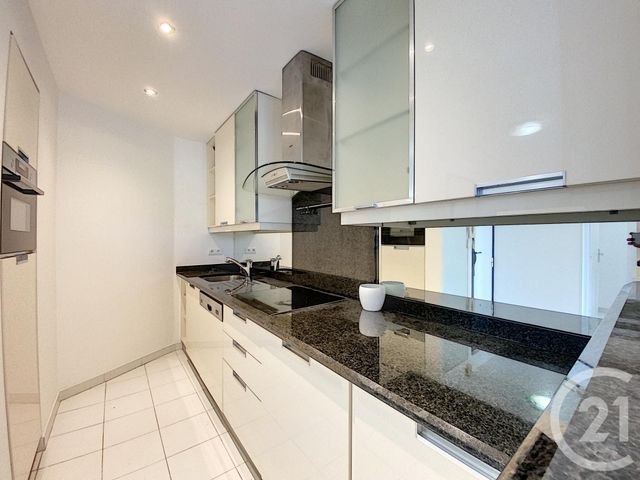 Afficher la photo en grand Appartement F2 à vendre - 2 pièces - 49.9 m2 - CANNES - 06 - PROVENCE-ALPES-COTE-D-AZUR - Century 21 Adhère Transactions