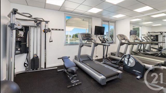Appartement F3 à vendre - 3 pièces - 100.0 m2 - CANNES - 06 - PROVENCE-ALPES-COTE-D-AZUR - Century 21 Adhère Transactions Appartement F3 à vendre - 3 pièces - 100.0 m2 - CANNES - 06 - PROVENCE-ALPES-COTE-D-AZUR - Century 21 Adhère Transactions