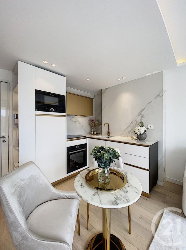 Appartement F2 à vendre - 2 pièces - 28.0 m2 - CANNES - 06 - PROVENCE-ALPES-COTE-D-AZUR - Century 21 Adhère Transactions Appartement F2 à vendre - 2 pièces - 28.0 m2 - CANNES - 06 - PROVENCE-ALPES-COTE-D-AZUR - Century 21 Adhère Transactions