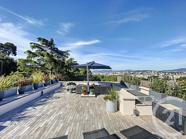 Afficher la photo en grand Appartement F4 à vendre - 4 pièces - 102.0 m2 - CANNES - 06 - PROVENCE-ALPES-COTE-D-AZUR - Century 21 Adhère Transactions