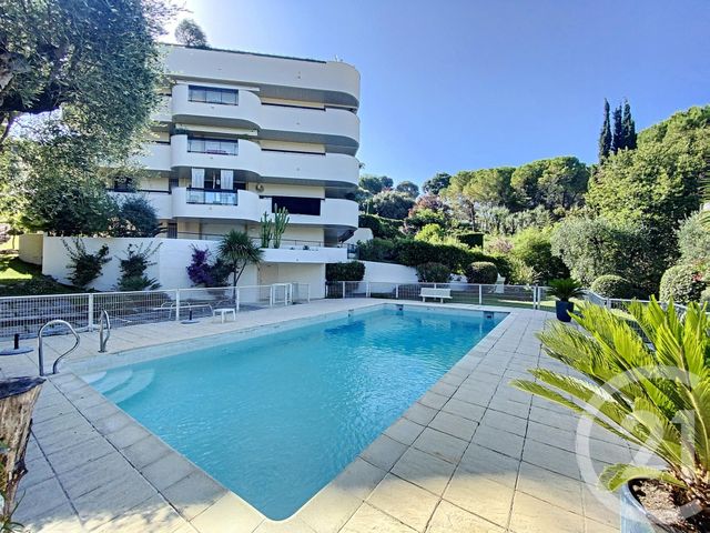 Afficher la photo en grand Appartement F4 à vendre - 4 pièces - 102.0 m2 - CANNES - 06 - PROVENCE-ALPES-COTE-D-AZUR - Century 21 Adhère Transactions