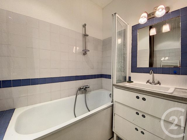 Afficher la photo en grand Appartement F1 à vendre - 1 pièce - 47.0 m2 - CANNES - 06 - PROVENCE-ALPES-COTE-D-AZUR - Century 21 Adhère Transactions