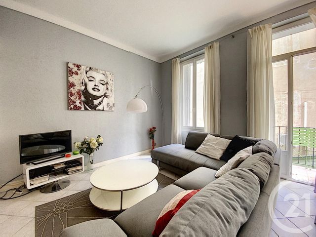 Afficher la photo en grand Appartement F1 à vendre - 1 pièce - 47.0 m2 - CANNES - 06 - PROVENCE-ALPES-COTE-D-AZUR - Century 21 Adhère Transactions