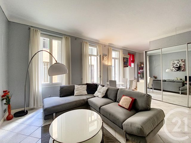 Afficher la photo en grand Appartement F1 à vendre - 1 pièce - 47.0 m2 - CANNES - 06 - PROVENCE-ALPES-COTE-D-AZUR - Century 21 Adhère Transactions