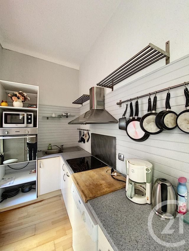 Afficher la photo en grand Appartement F1 à vendre - 1 pièce - 47.0 m2 - CANNES - 06 - PROVENCE-ALPES-COTE-D-AZUR - Century 21 Adhère Transactions