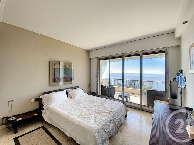 Afficher la photo en grand Appartement F4 à vendre - 4 pièces - 115.0 m2 - CANNES - 06 - PROVENCE-ALPES-COTE-D-AZUR - Century 21 Adhère Transactions