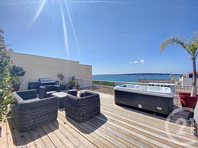 Afficher la photo en grand Appartement F4 à vendre - 4 pièces - 125.0 m2 - CANNES - 06 - PROVENCE-ALPES-COTE-D-AZUR - Century 21 Adhère Transactions